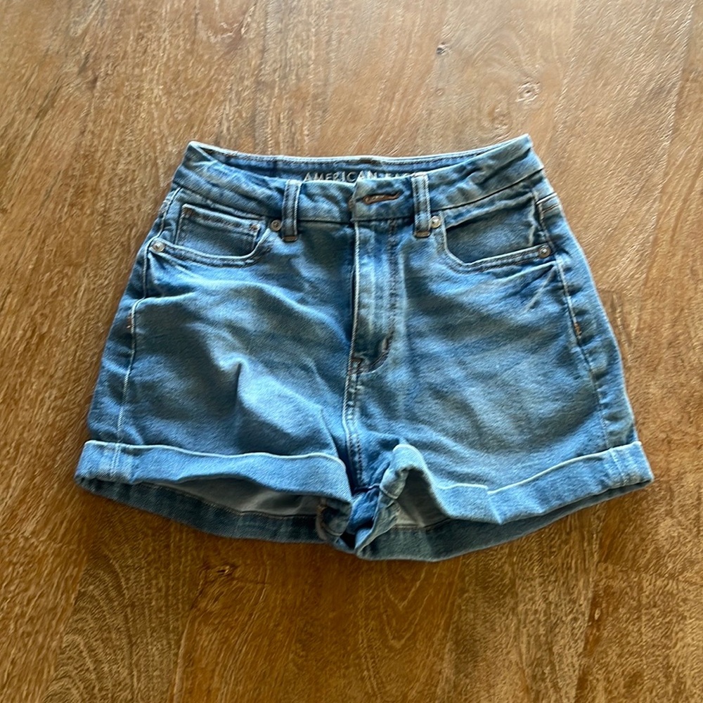 american eagle curvy mom short